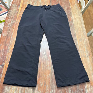 Athleta Black Straight Leg Athletic Pants 12 Petite